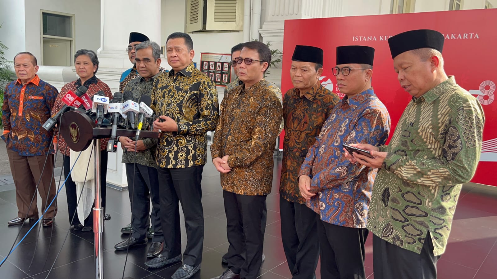 Wakil Ketua MPR yang juga Sekjen Partai Gerindra